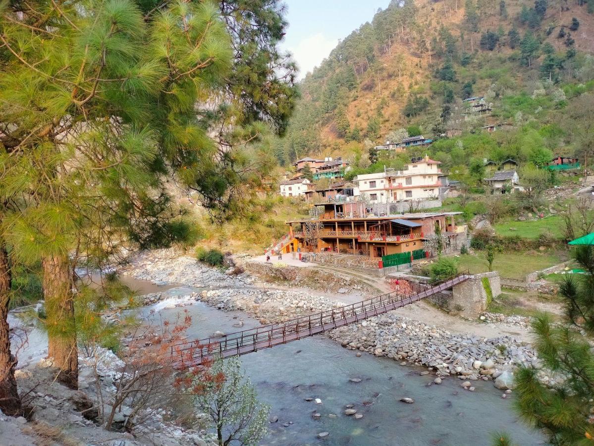 Shivadya Tirthan - Tirthan Valley Gushaini Bagian luar foto