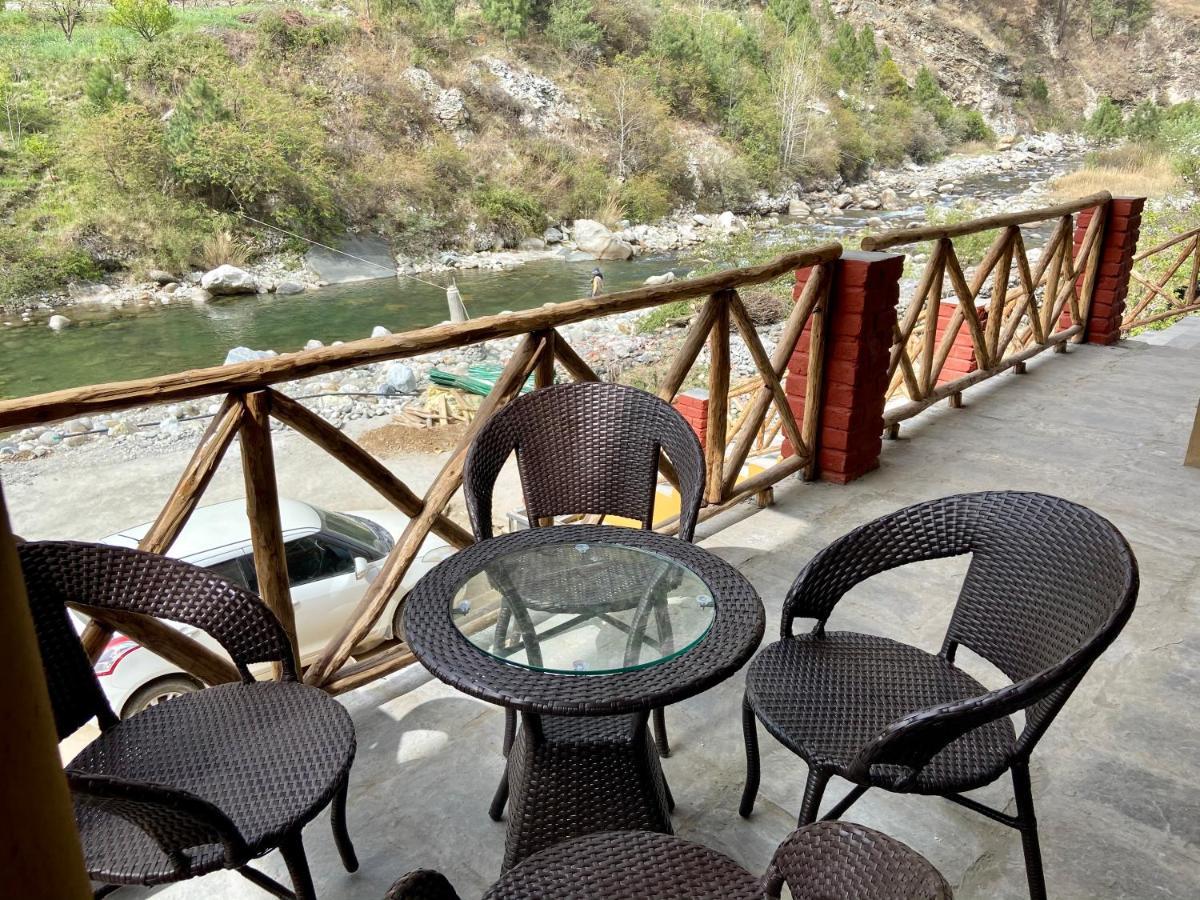 Shivadya Tirthan - Tirthan Valley Gushaini Bagian luar foto
