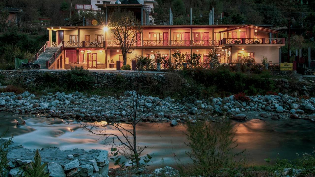 Shivadya Tirthan - Tirthan Valley Gushaini Bagian luar foto